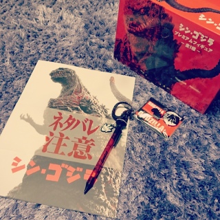 ����[��